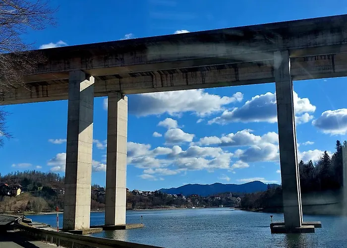 公寓 Crljenko Lič